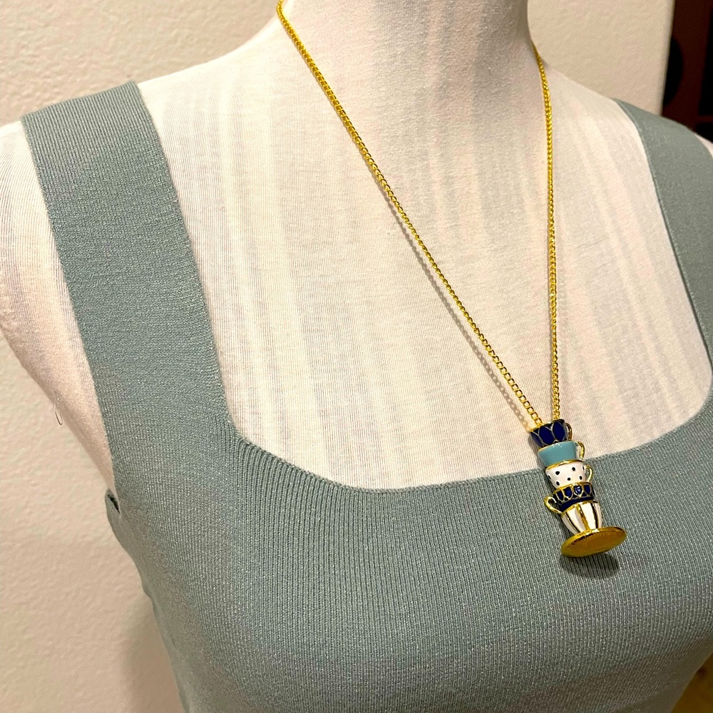 Custom teacup charm gold necklace. Tiny colorful coffee cup. Unique style. - Picture 5 of 6